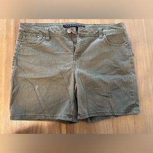 Jean Shorts NWOT